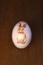 Lata Ovo Páscoa Rosa