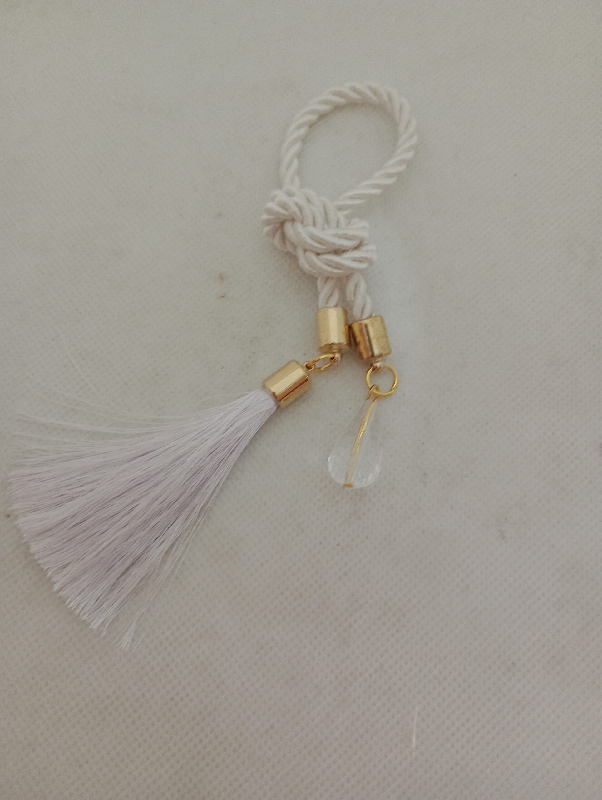 Pingente Torcel Branco Franja e Cristal Com Dourado