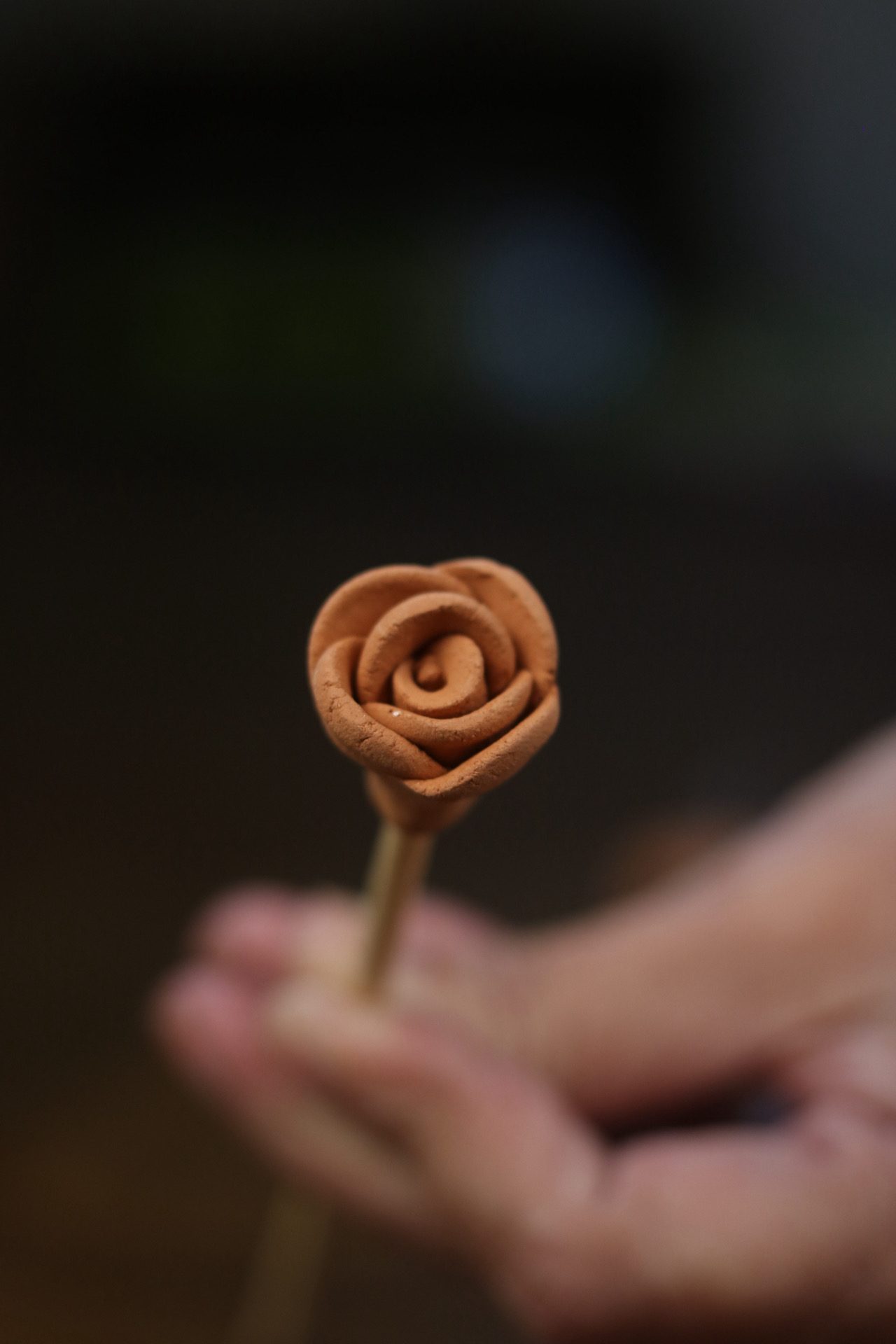 Vareta Flor Cerâmica Terra