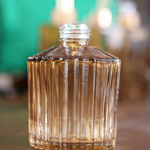 Frasco Vidro Safira Ambar 250ML R28/410