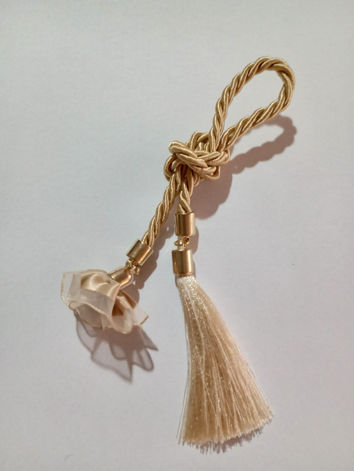 Pingente Torcel Mel Franja e Flor com dourado