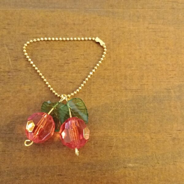 Pingente Correntinha Cereja