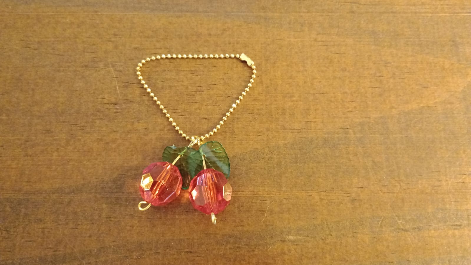 Pingente Correntinha Cereja