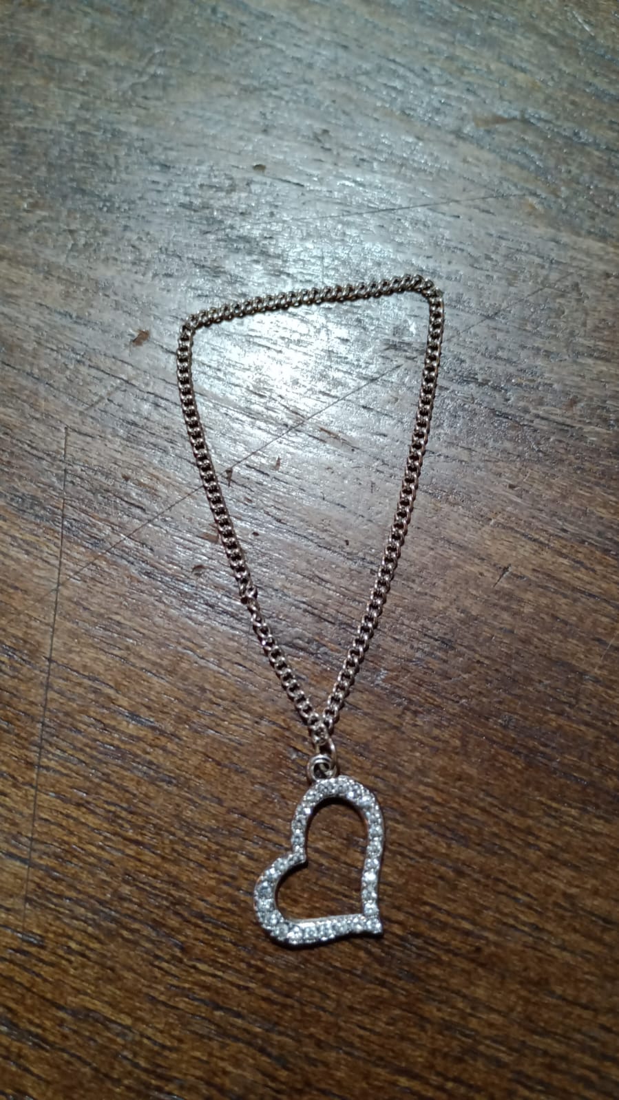 Pingente Correntinha Coração Pequeno Strass Prata