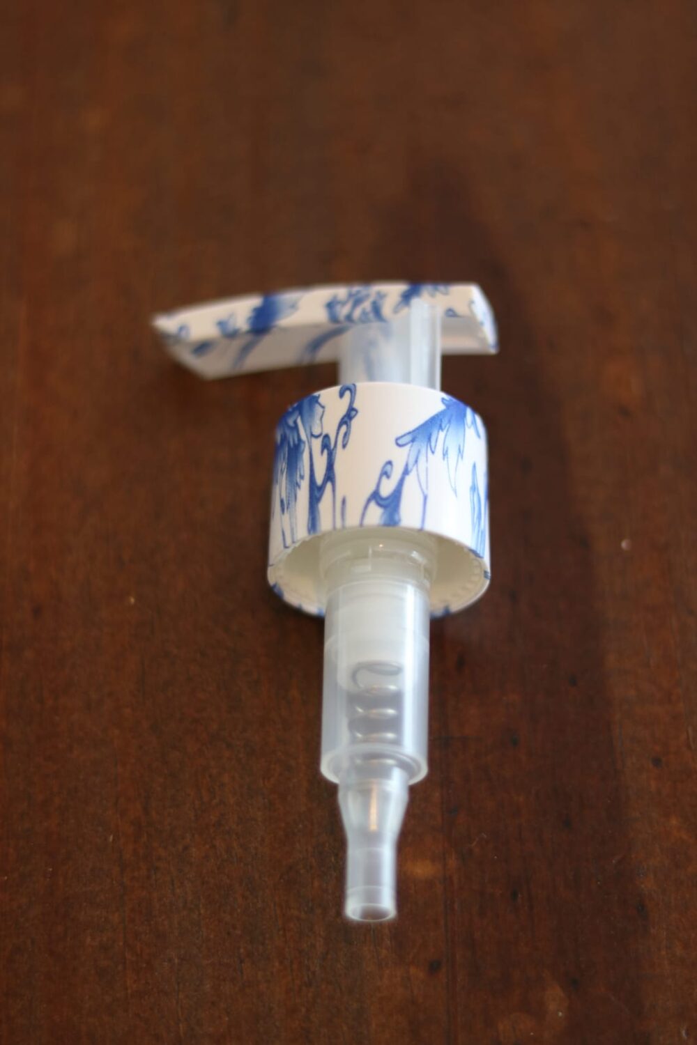 Válvula Pump Saboneteira Luxo Azulejo Português R28/410 para sabonetes artesanais”