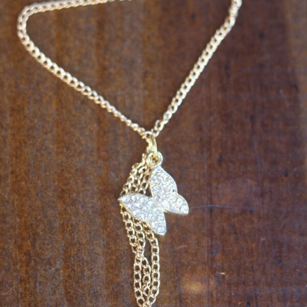 Pingente Correntinha Borboleta Dourada