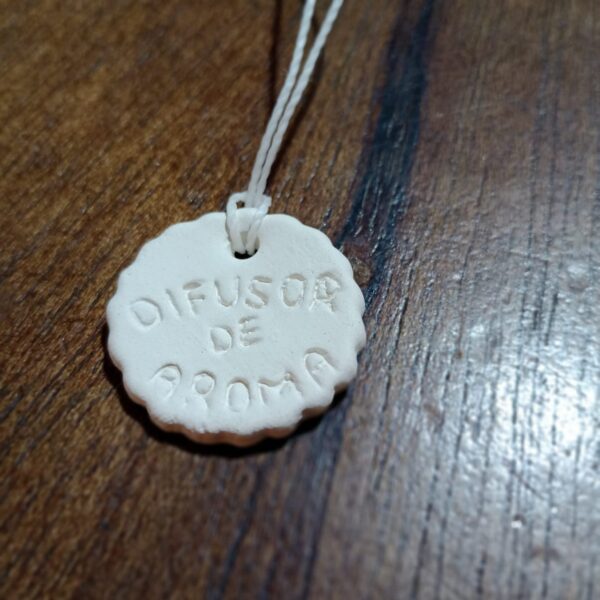 Pingente Cerâmica branca Difusor de Aroma