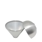 "Forma de alumínio pingo-gota para velas artesanais" "Forma de alumínio pingo-gota para sabonetes artesanais" "Produção artesanal com forma de alumínio pingo-gota"