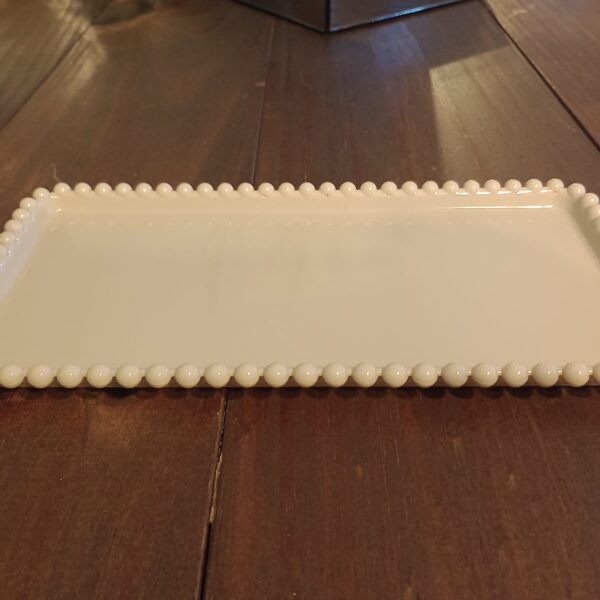 Slug recomendado: /bandeja-acrilica-bege