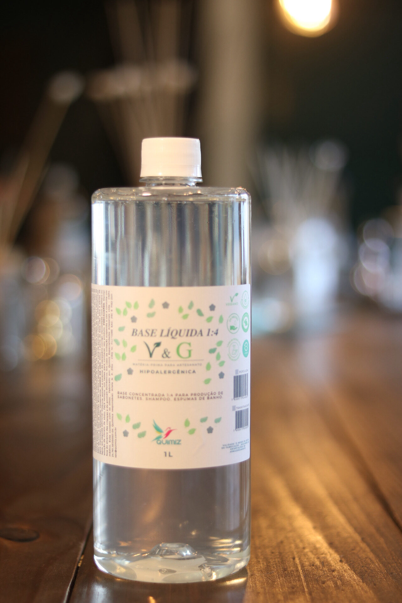 base liquida 1 x 4 v e g transparente Base Sabonete Líquida Concentrada 1/4 V&G - Rende 4 litros . - Imagem 1