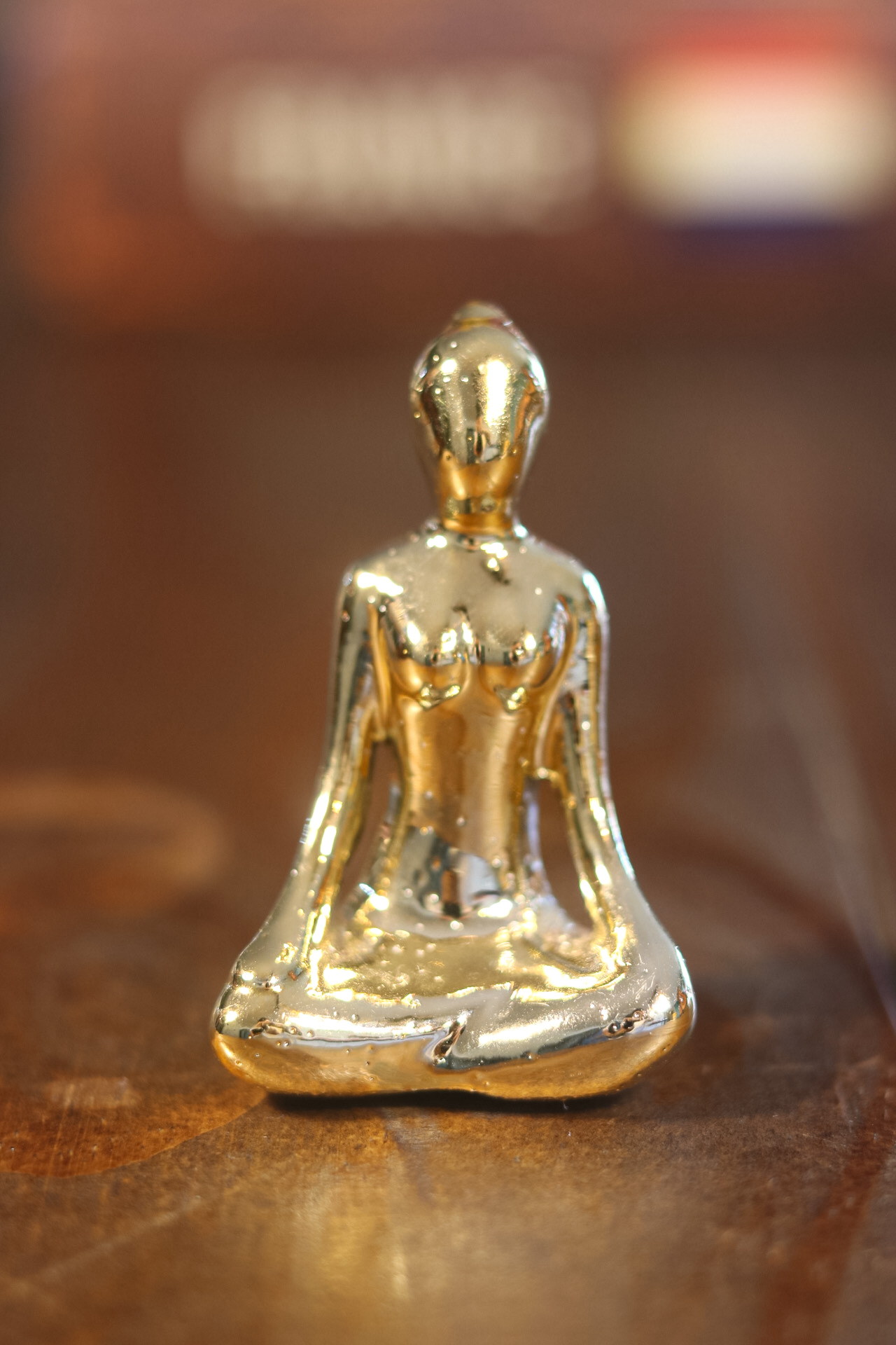 Mini Estátua Yoga Dourada