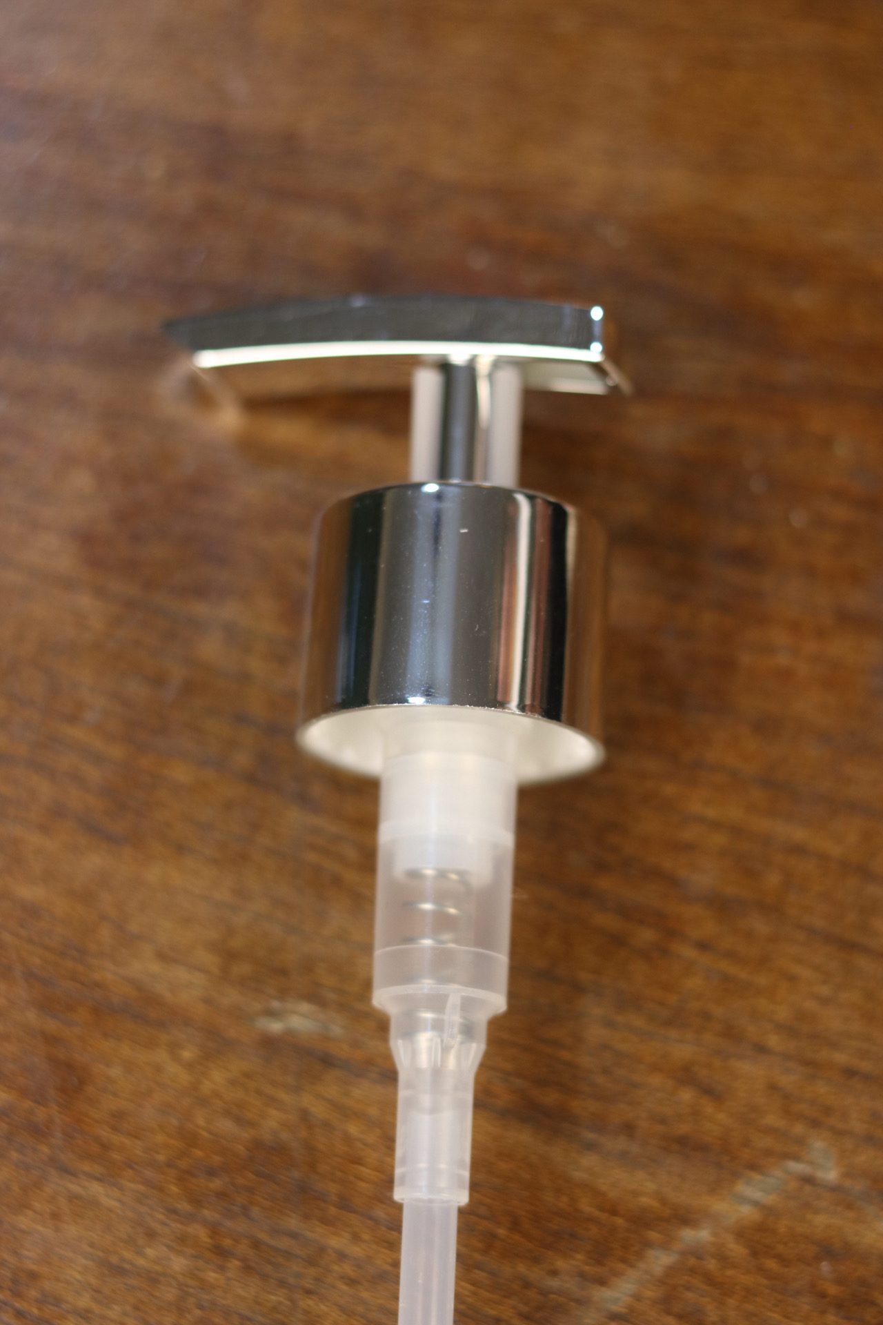 Válvula Pump Saboneteira Luxo Prata R28/410