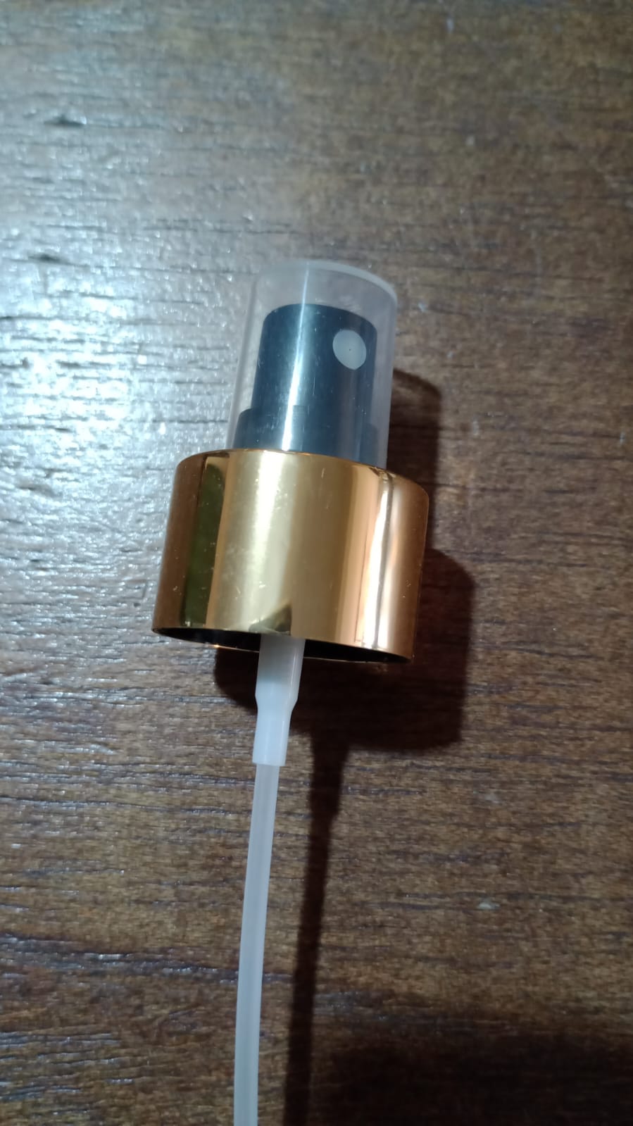 Válvula Spray Preta Com DouradoR28/410