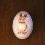 Lata Ovo Páscoa Rosa