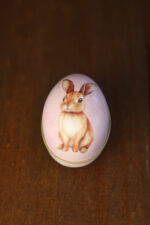 Lata Ovo Páscoa Rosa