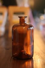 Garrafa Vidro Botânica Âmbar 700ml